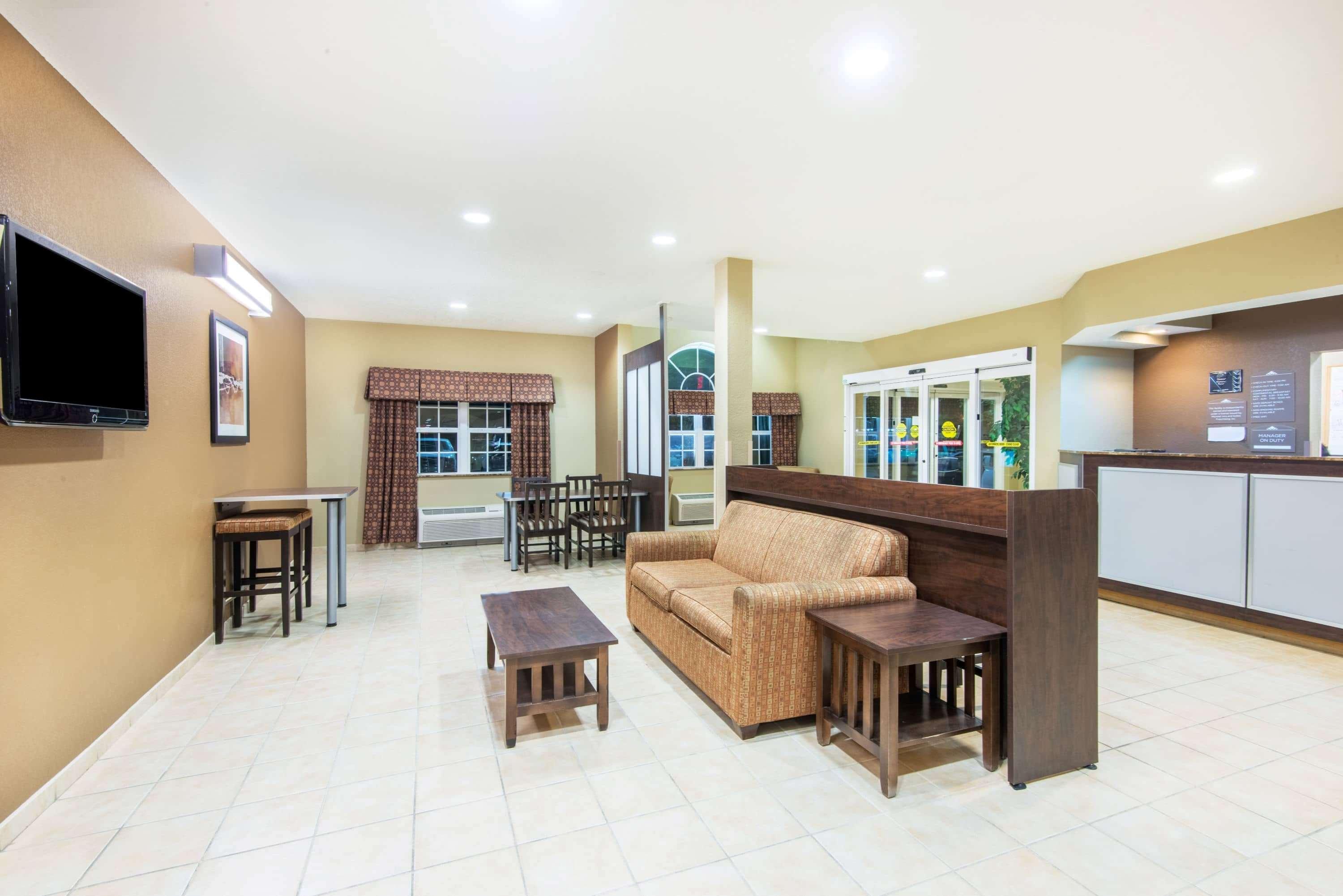 Microtel Inn And Suites Montgomery Exteriér fotografie